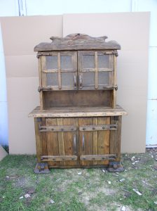 Country-Hutch-IN_3-2-1
